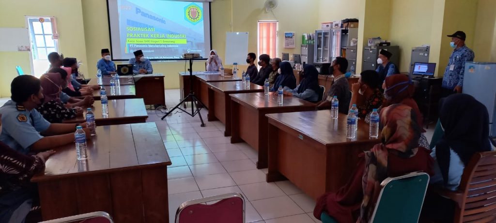 Read more about the article Sosialisasi PKL ke ortu dan siswa, STEMSA gandeng alumni PKL Panasonic